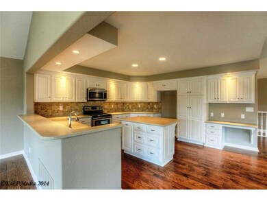 70 Kensington Dr, Bella Vista, AR 72715 - photo 4