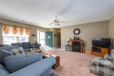 776 Sir Raleigh Dr, Concord, NC 28025 - photo 6