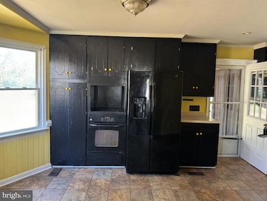 160 Rouzie Dr, Tappahannock, VA 22560 - photo 4