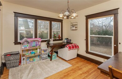 3139 7th St, Des Moines, IA 50313 - photo 7