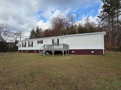 37 Burnett St, Williamsburg, KY 40769 - photo 2