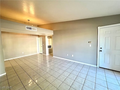 7885 W Flamingo Rd unit 1049, Las Vegas, NV 89147 - photo 5