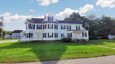 29 Monadnock St, Colebrook, NH 03576 - photo 2