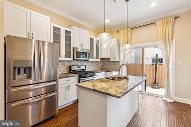 719 E Thompson St, Philadelphia, PA 19125 - photo 6