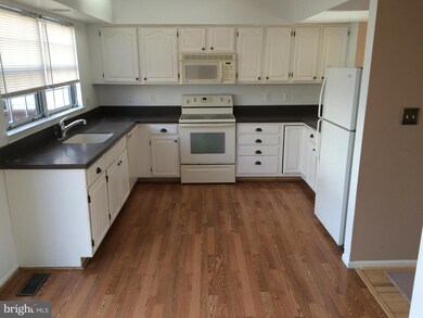 1350 Triwater Ct unit 190, Stoney Beach, MD 21226 - photo 6