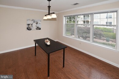 Savoy Park unit 212, Falls Church, VA 22041 - photo 7