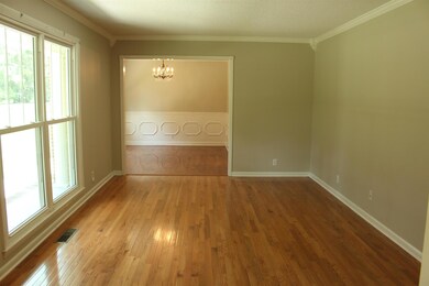 135 Deerfield Cir, Manchester, TN 37355 - photo 3