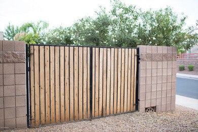 RV Gate