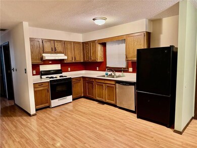 3122 Morgan Ave, Parsons, KS 67357 - photo 7