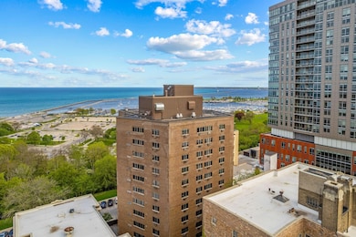 mls_1919 N Summit Ave, Milwaukee - Drone