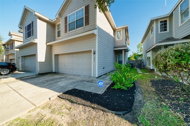 2831 Hackamore Hollow Ln, Houston, TX 77014 - photo 2