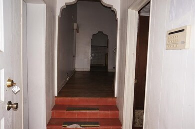 1010 Guadalupe St, Laredo, TX 78040 - photo 2