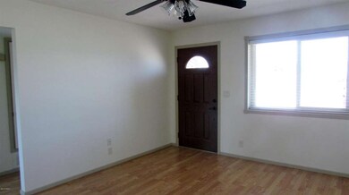 livingrm1