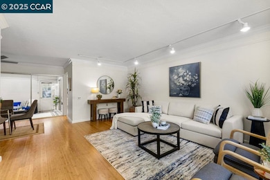 1833 Skycrest Dr unit 2, Walnut Creek, CA 94595 - photo 6