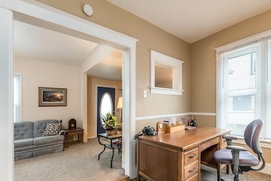 110 E 17th St, Auburn, IN 46706 - photo 4