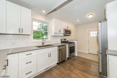 266-268 Elmwood Ave unit 1, Maplewood, NJ 07040 - photo 4