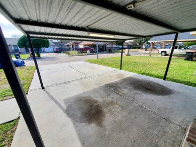 1002 Dellbrook Dr, Houston, TX 77038 - photo 7