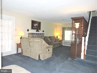 317 Derwyn Rd, Lansdowne, PA 19050 - photo 3