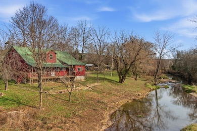 305 Thomas St, Birch Tree, MO 65438 - photo 3