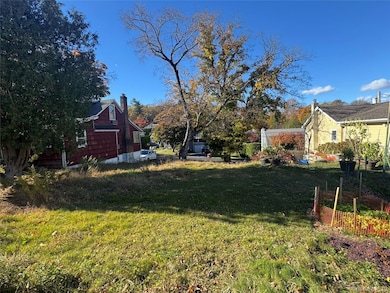 37 Hayhurst Ave, Valhalla, NY 10595 - photo 3