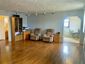 166-30 17th Rd unit 2, Whitestone, NY 11357 - photo 3