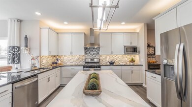 5754 Burr Ridge Cir, Crown Point, IN 46307 - photo 6