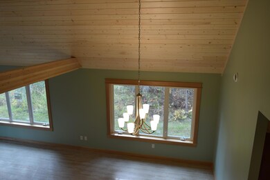 Interior (40)