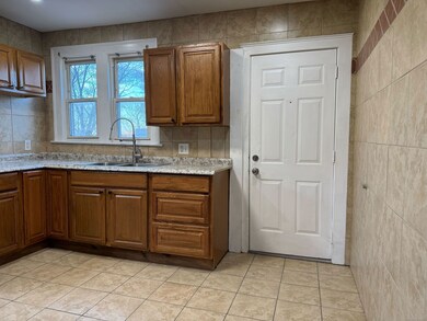 1503 State St, New Haven, CT 06511 - photo 4
