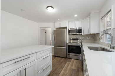 35 Cedar St unit 37, Roxbury, MA 02119 - photo 7