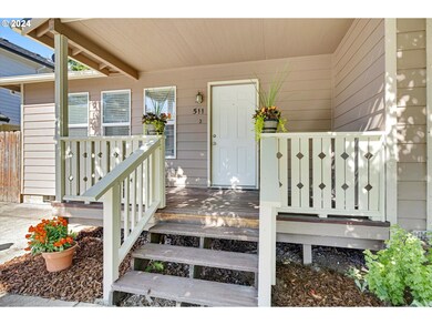 511 N Locust St, Canby, OR 97013 - photo 3