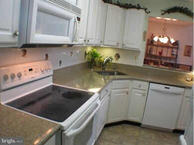 2012 Rudy Serra Dr unit A, Sykesville, MD 21784 - photo 7