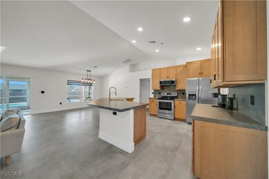 2200 NE 9th Ave, Cape Coral, FL 33909 - photo 4