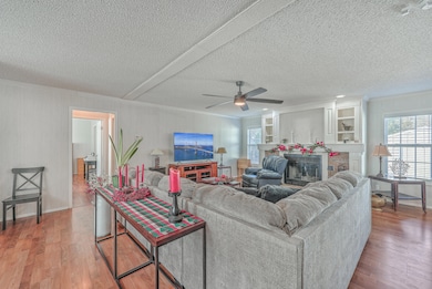 208 Catfish Landing Cir, Bonneau, SC 29431 - photo 5