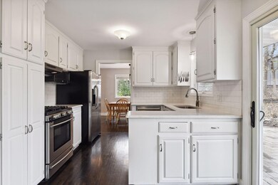 16520 Canterbury Dr, Minnetonka, MN 55345 - photo 6