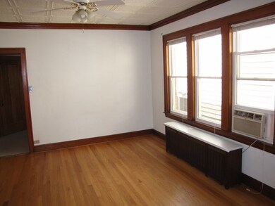 5350 W Wellington Ave, Chicago, IL 60641 - photo 7