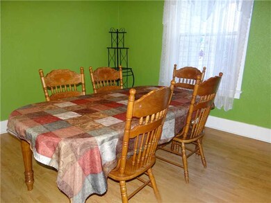 Dining Room. Gather round in this formal dining ar