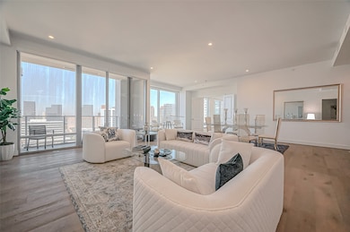 Welcome to PENTHOUSE # 1601- 3 Bedrooms 3  1/2  Ba