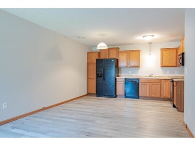 12600 Pond View Rd-5