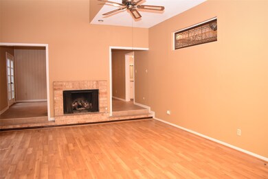 2011 Marguerite St, Bay City, TX 77414 - photo 3