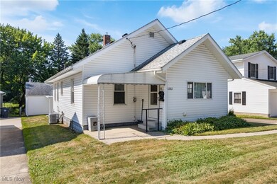 2282 Briner Ave, Akron, OH 44305 - photo 4