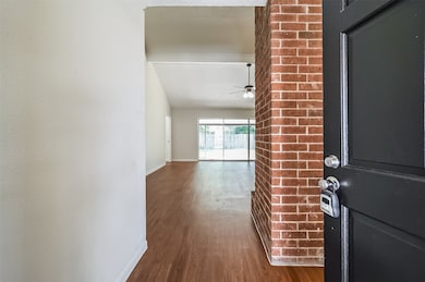 366 Dawn Hill Dr, Friendswood, TX 77546 - photo 4