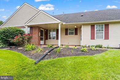 3261 Falcon Ln unit 17A, Dover, PA 17315 - photo 4