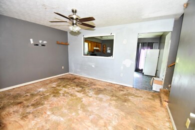 214 Meadow Dr, Tyner, KY 40486 - photo 2