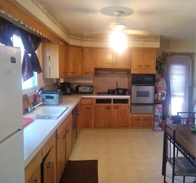 Kitchen 1