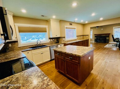 Gering 503 6th Ave - 9 of 43