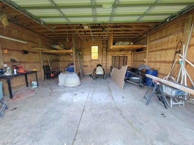 Detached garage 24x24