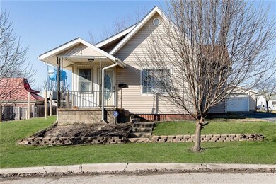 1512 N C St, Elwood, IN 46036 - photo 3