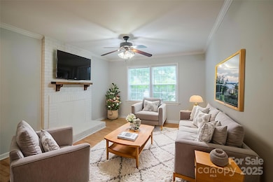 6410 Pineburr Ct, Charlotte, NC 28211 - photo 7