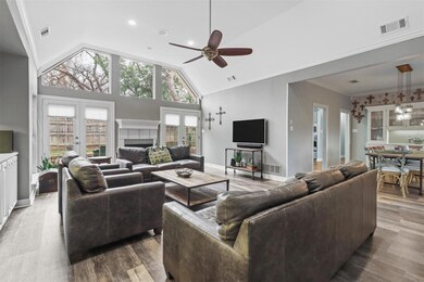 910 Whitney Ct, Denton, TX 76205 - photo 4