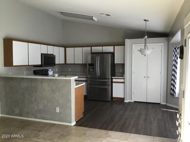1807 Kitchen